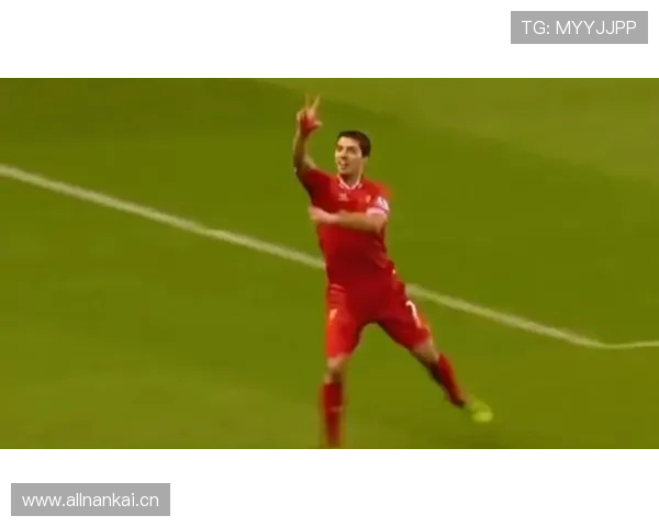 为何苏亚雷斯长期被低估?一位全能中锋的真实价值