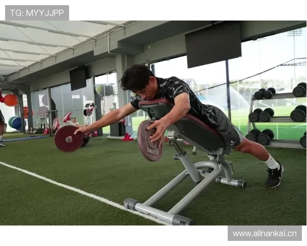 王燊超一天穿好几套运动装备，这日常简直比明星换衣服还猛