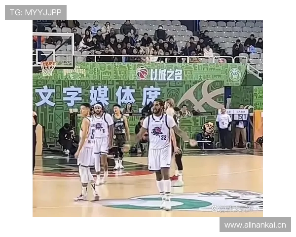 篮球比赛中“快攻犯规判定”的具体标准与适用场景 篮球比赛中“快攻犯规判定”的具体标准与适用场景